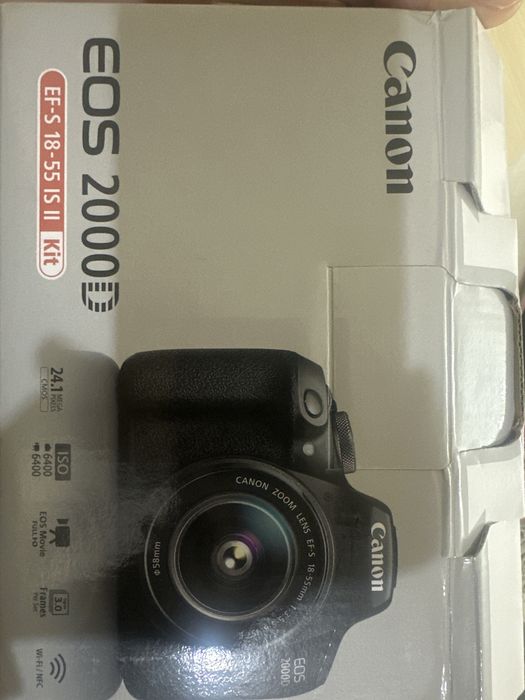 Canon EOS 2000D (б/у, полный комплект)