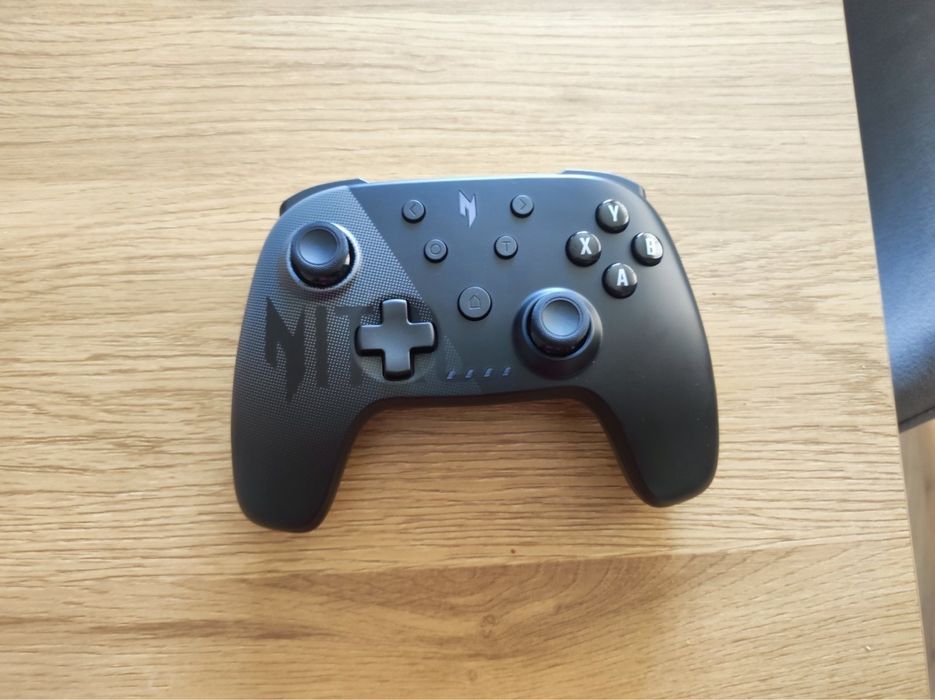 Гейминг контролер Acer