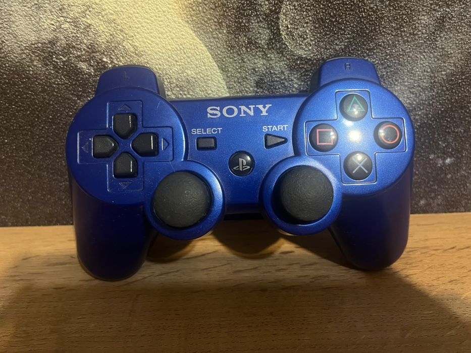 Продам Playstation 3