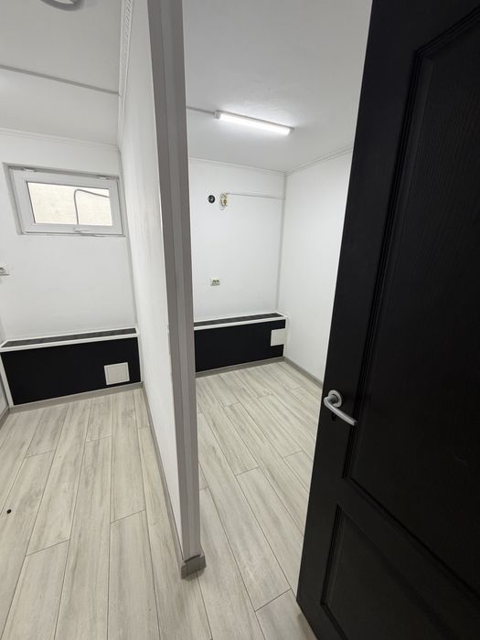 Inchiriez Spatiu Comercial e85 langa Rompetrol Ramnicu Sarat,122mp2,380v