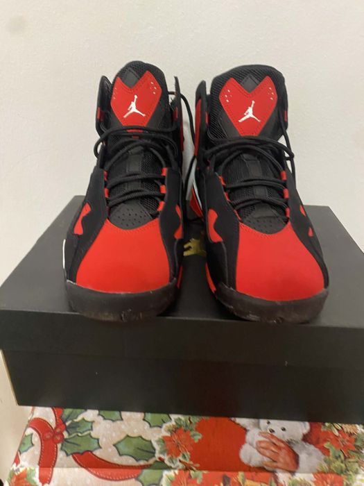 Jordan True Flight black/red