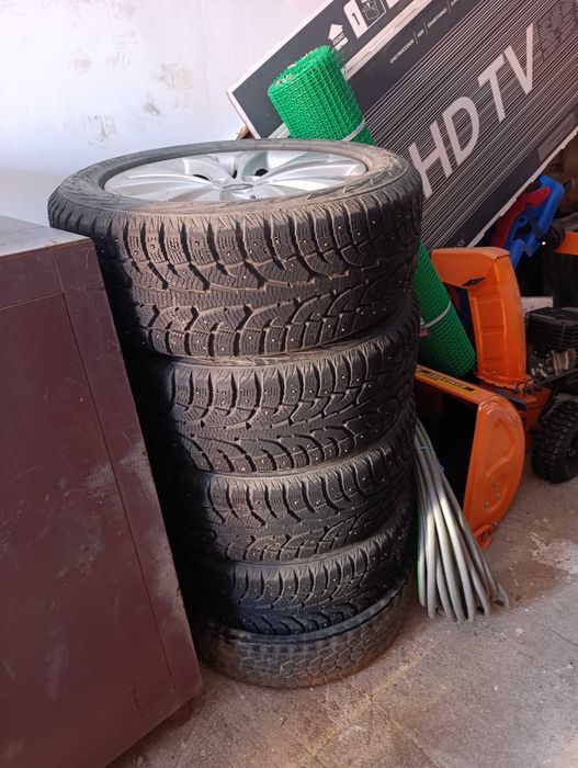 Продам шины с дисками