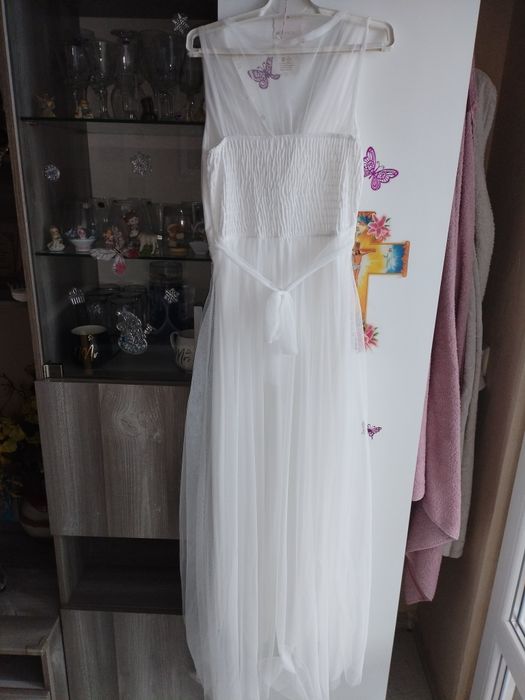 Нова свадбена рокля