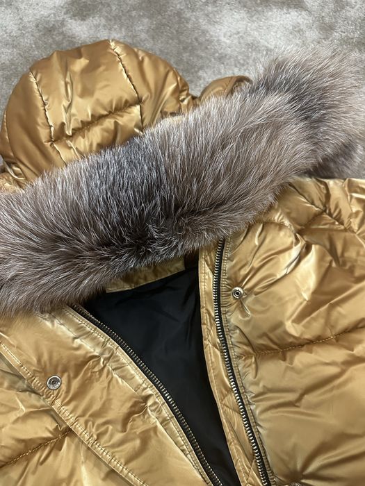Златно яке с естествен пух