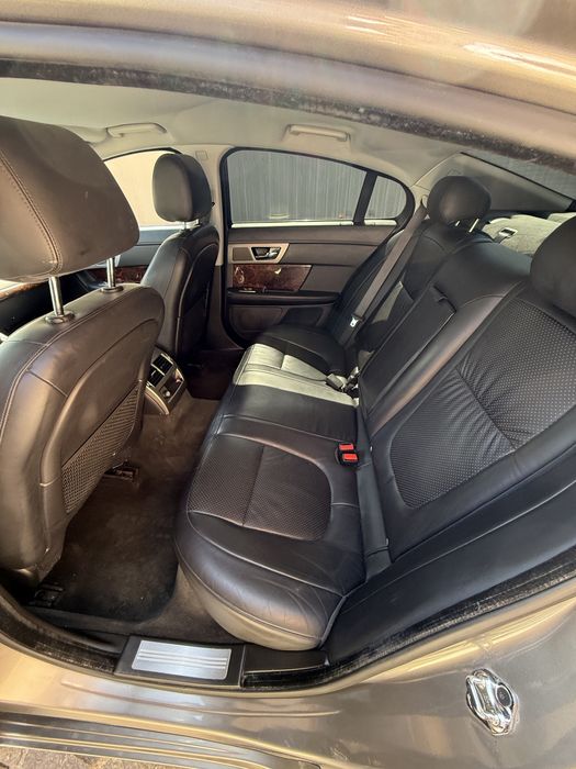Jaguar xf 2.7 diesel 2010 schimb cu mini duba