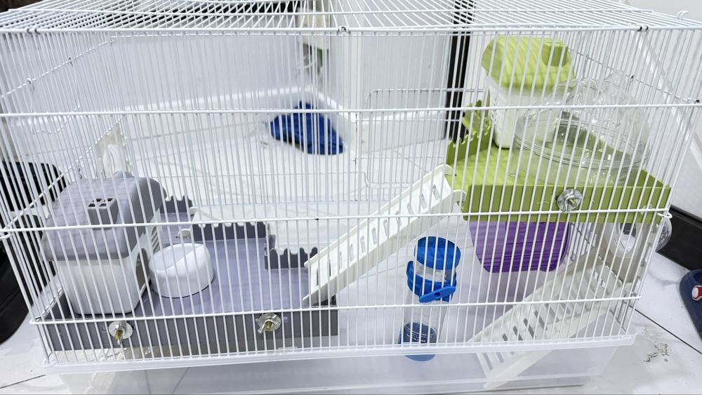 Продам клетку для хомяков