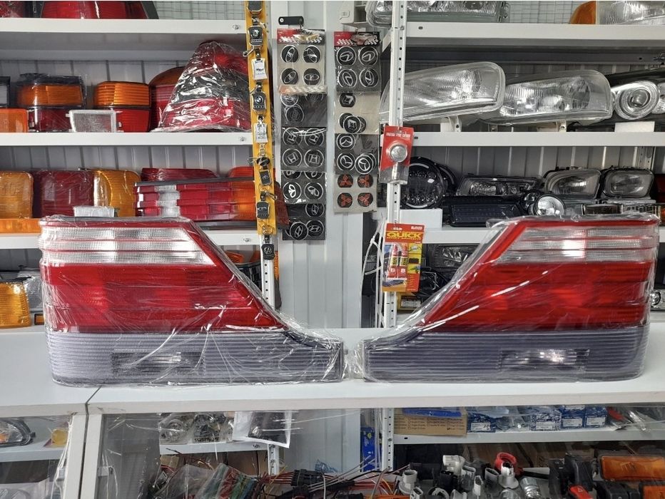 Фонари задние Мерседес 140 DEPO