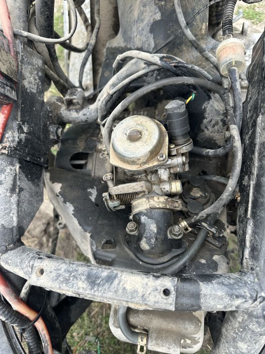 Китайски скутер 125 кубика