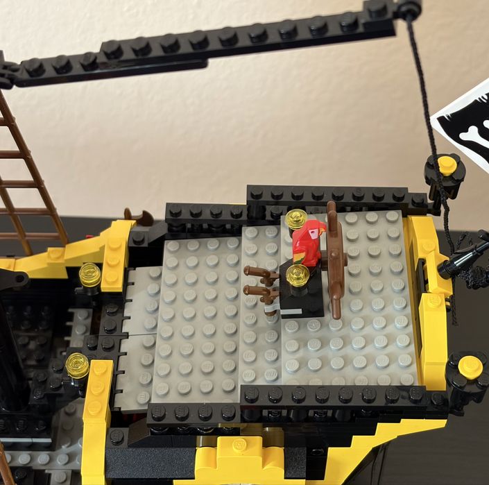 Lego 6285 Black Seas Barracuda
