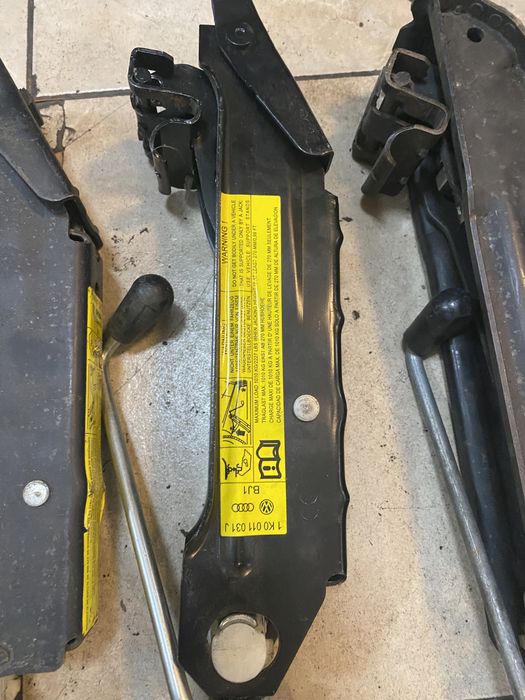 Cricuri auto originale bmw / skoda / audi / mercedes / 150 lei bic