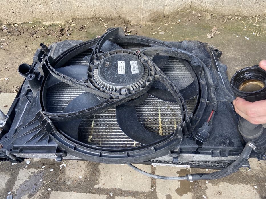 Electroventilator ventilator termocupla Bmw 320d E90 E91 cod 6937515