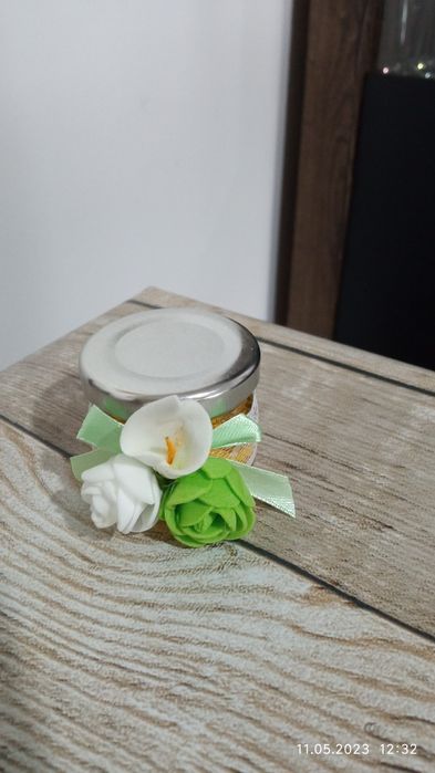 Подаръчета за гости - бурканчета с мед