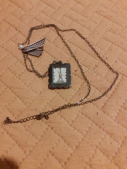 Ceas medalion arămiu