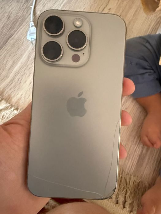 Продается Iphone 15 pro серый 256гб