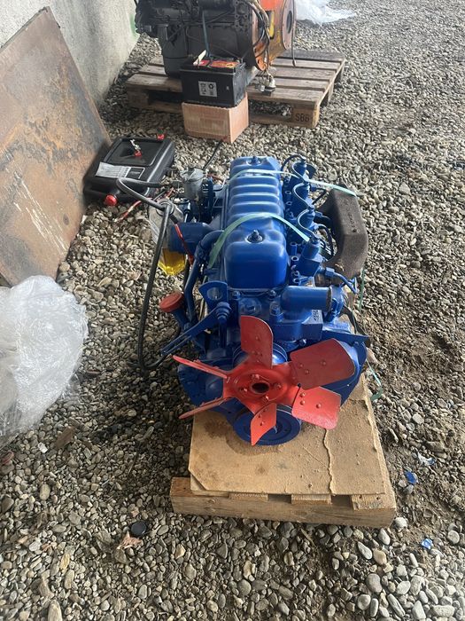 Motor Perkins 4.108 in 4 cilindrii