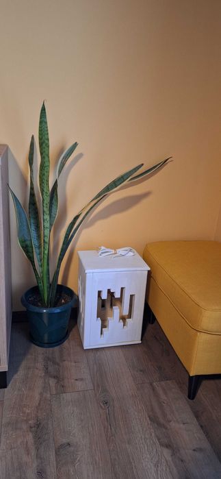 Стилна нощна лампа