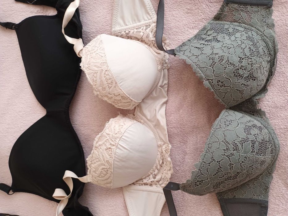 Комплект от 3 сутиена 80В, Спиди/лично предаване