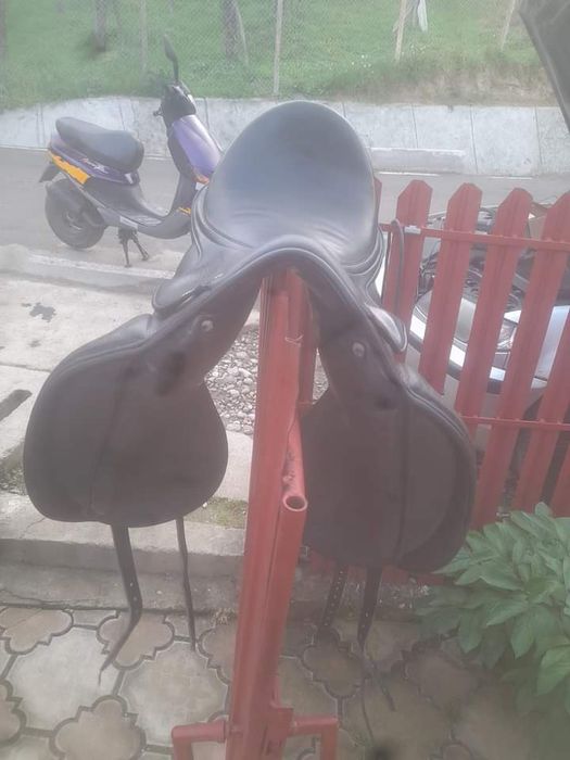 Vând șa  calarie din piele adusa din germania