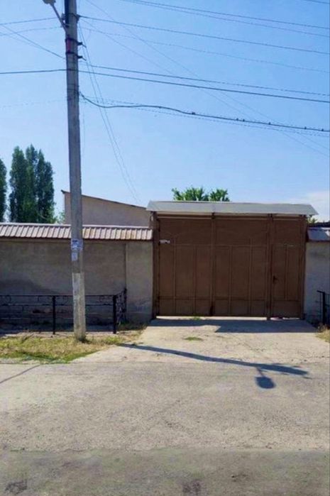 Uy sotiladi 4 sotka Politotdel