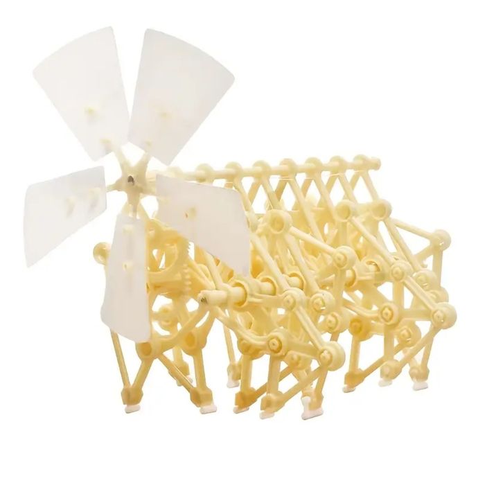 Конструктор вятърно задвижването с бионична глава механично устроен