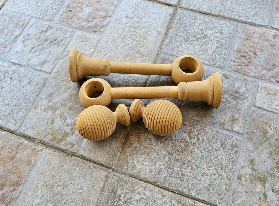 Prinderi draperii din lemn