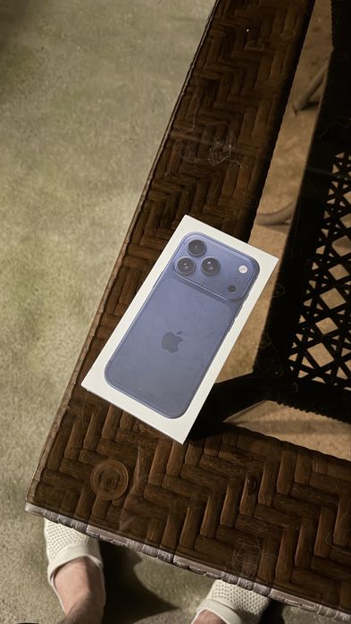 Iphone 17 pro e-sim 256 amerika srochna  yangi