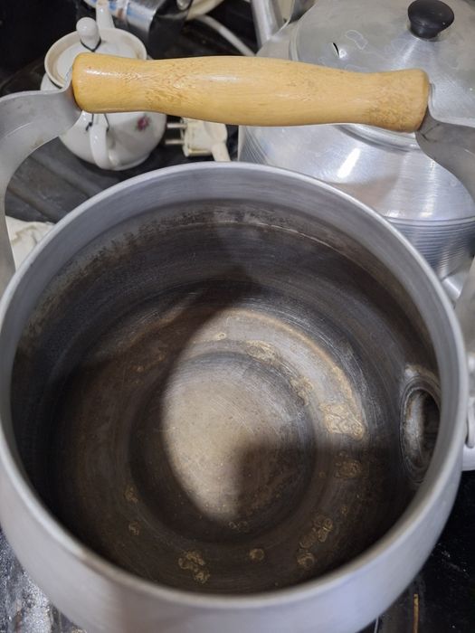 Чайник продам алюминовый