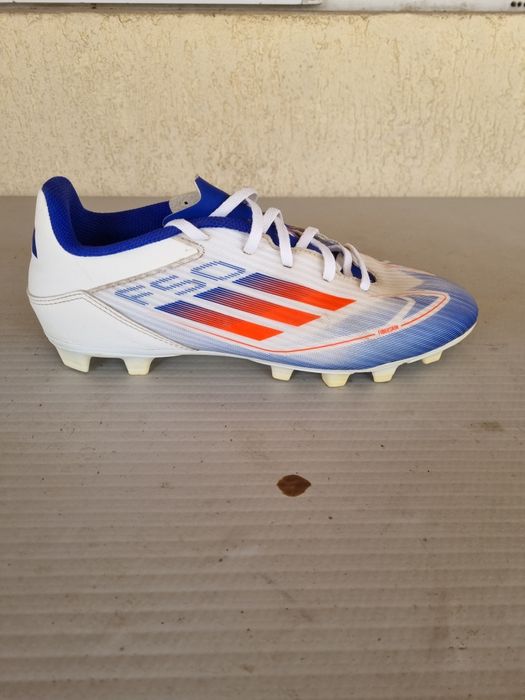 Ghete de fotbal adidas f50 mărime 41 1/3