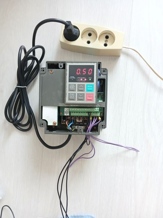 Convertizor de frecventa 0,75 Kw