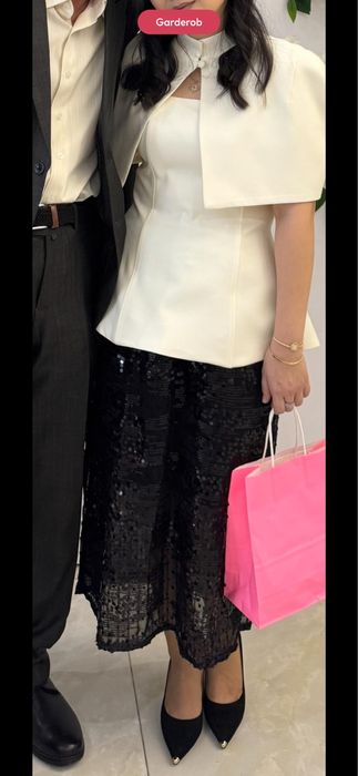 кейп с корсетом белого цвета