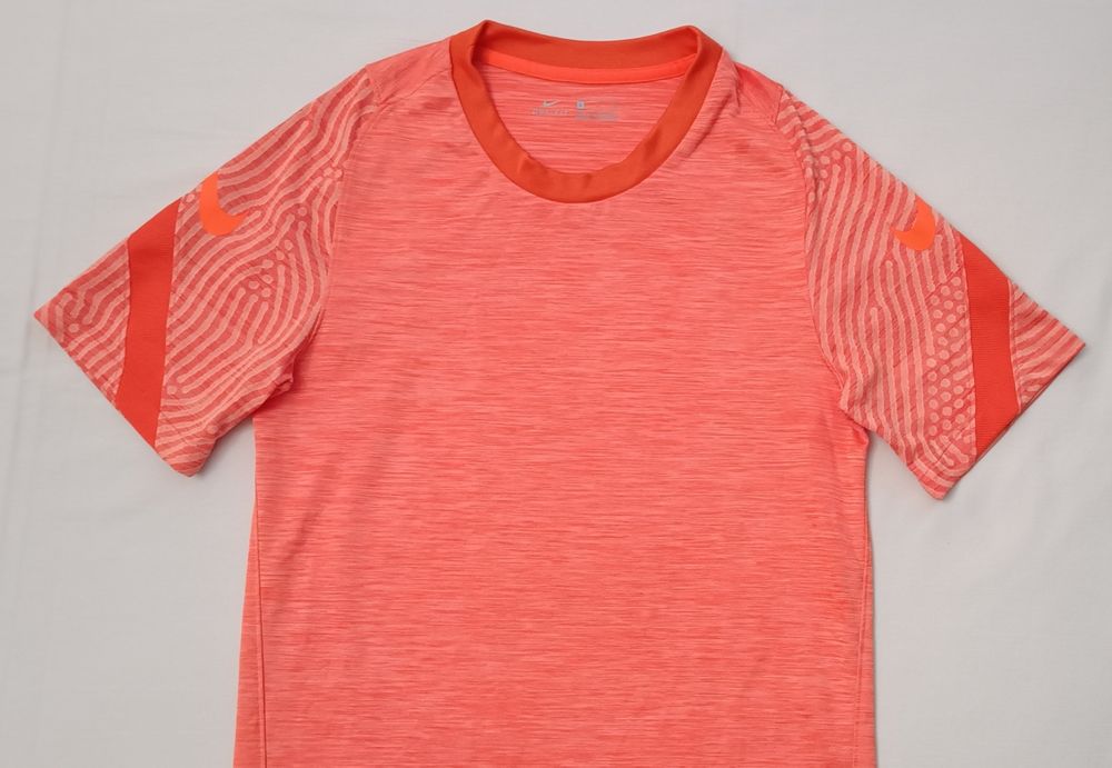 Nike DRI-FIT Strike Tee оригинална тениска S Найк спортна фланелка