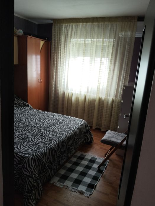 3 camere semidecomandat, mobilat/utilat, etaj 4/4 – Zimbru, Iași