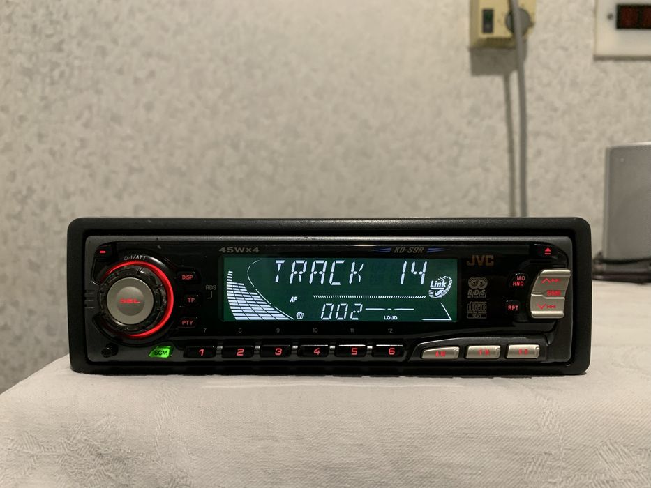Авто Cd плеър JVC