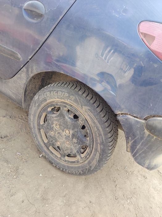 Vând Peugeot 206