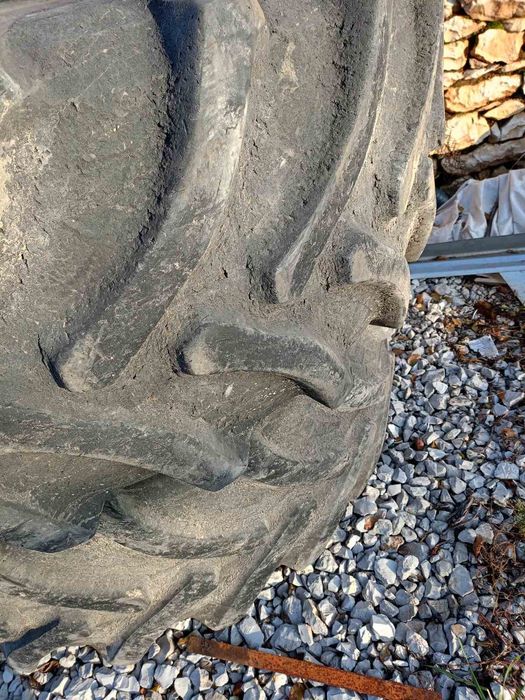 Гуми за трактор 600/65/34