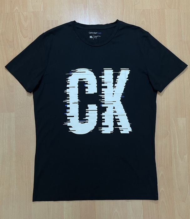 Hugo Boss,Calvin Klein мъжки тениски размер XL