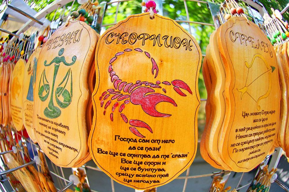 Обектив SAMYANG 8 мм за NIKON F (кропка)