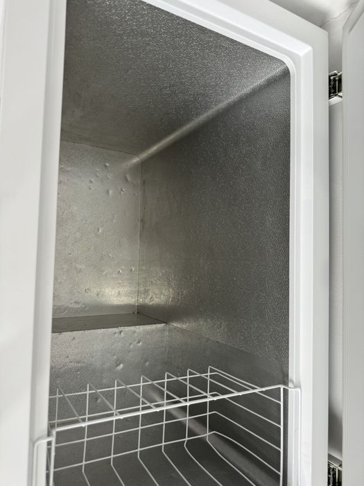 Продается ларь 194 литров