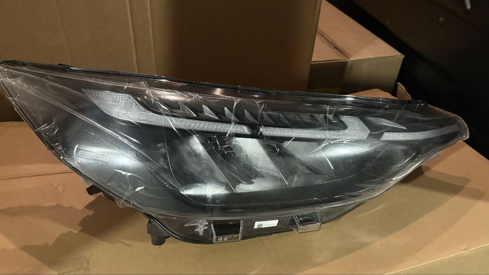 Far dreapta Ford transit custom 2023-2024 Nou