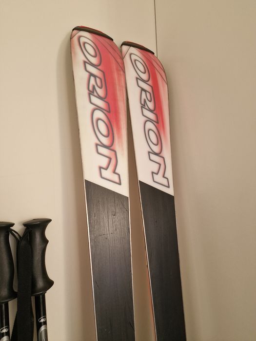 Ски Orion Carbon + автомати + щеки