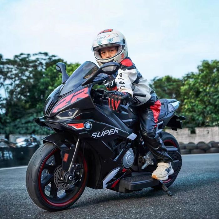 Детский мотоцикл BMW s1000 с электродвигателем | новое в упаковке