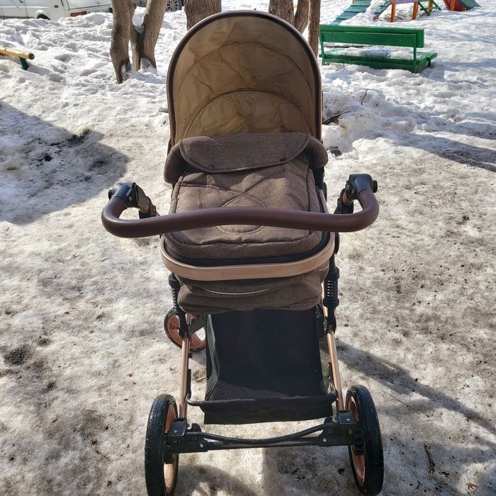 Продам детскую коляску зима-лето