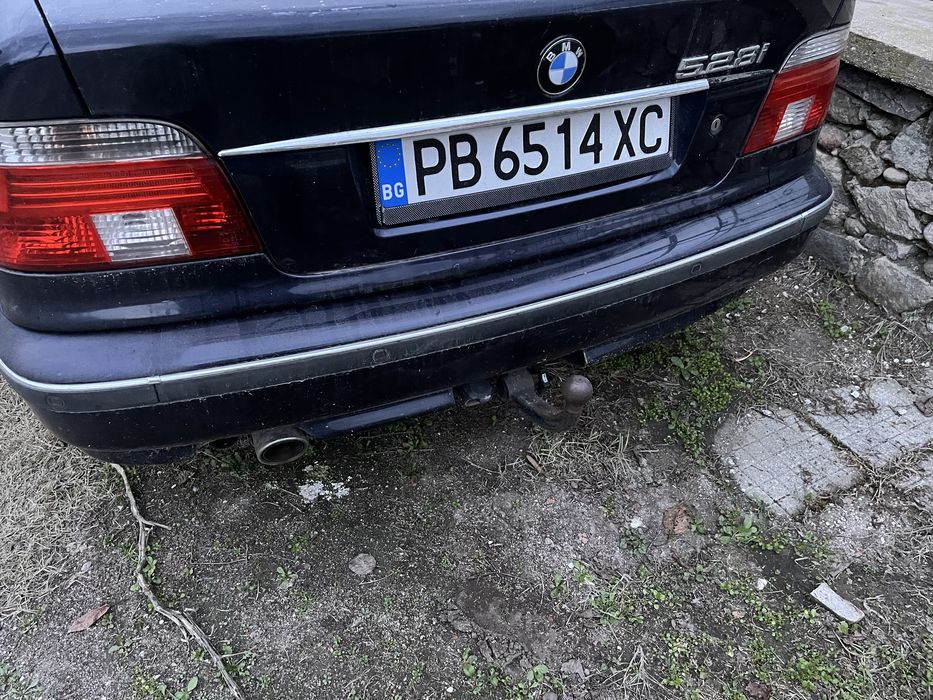 Продавам BMW 528. E39