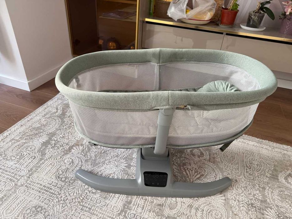 Продается Кресло-качалка (люлька) для новорожденных до 1 год