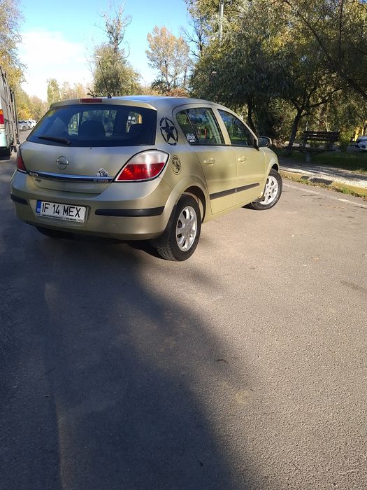 Vând Opel astra h