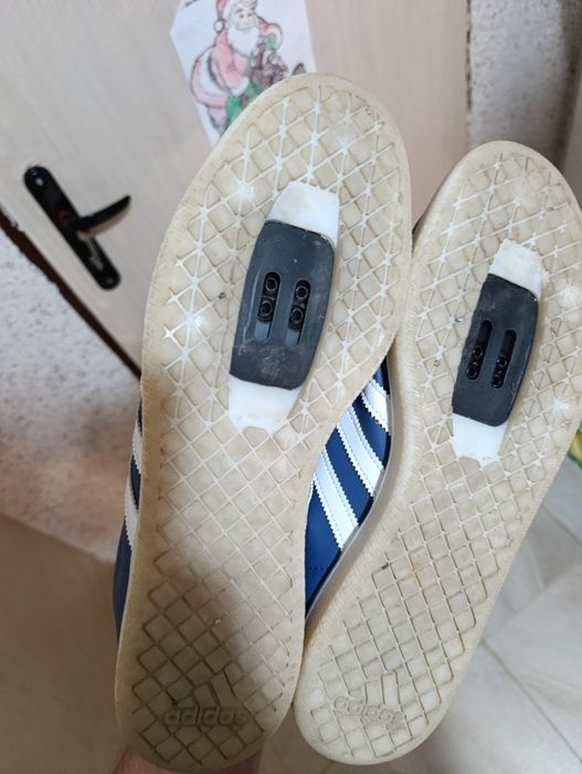 Спортни обувки адидас