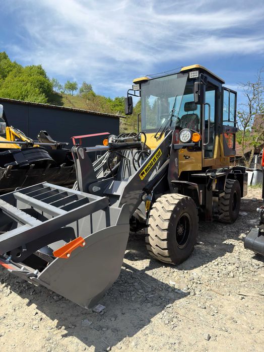 Vola 4x4 încărcător frontal MACAO XK150F