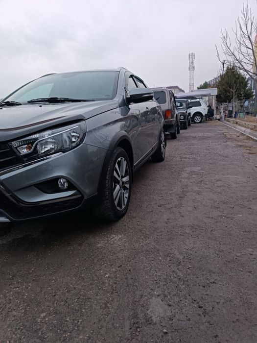 Продается Lada vesta sw cross