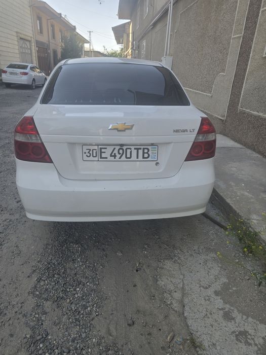 Сдаётся в аренду автомобиль нексия 3