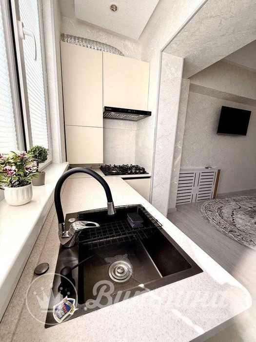 Продается шикарная 2х комнатная квартира на Цуме